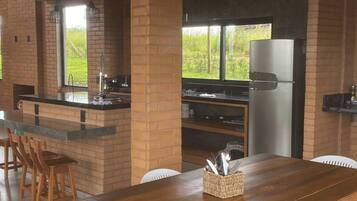 House, 2 Bedrooms, Accessible, Smoking | Interior