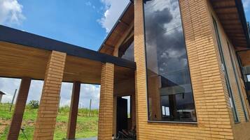 House, 2 Bedrooms, Accessible, Smoking | Exterior