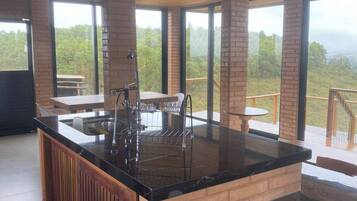 House, 2 Bedrooms, Accessible, Smoking | Interior