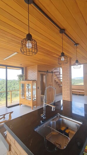 House, 2 Bedrooms, Accessible, Smoking | Interior - Castelinho Ibitipoca (Lima Duarte)