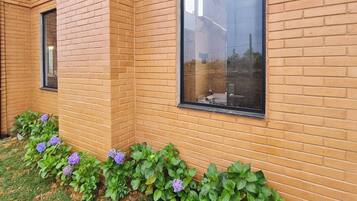 House, 2 Bedrooms, Accessible, Smoking | Exterior detail