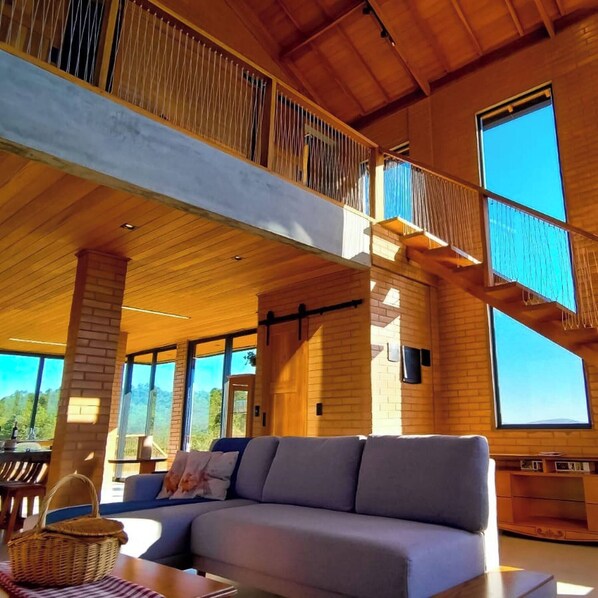 House, 2 Bedrooms, Accessible, Smoking | Living room