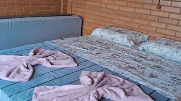 House, 2 Bedrooms, Accessible, Smoking | 3 bedrooms