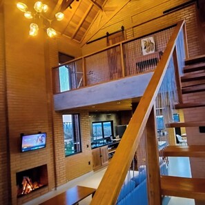 المنشأة من الداخل