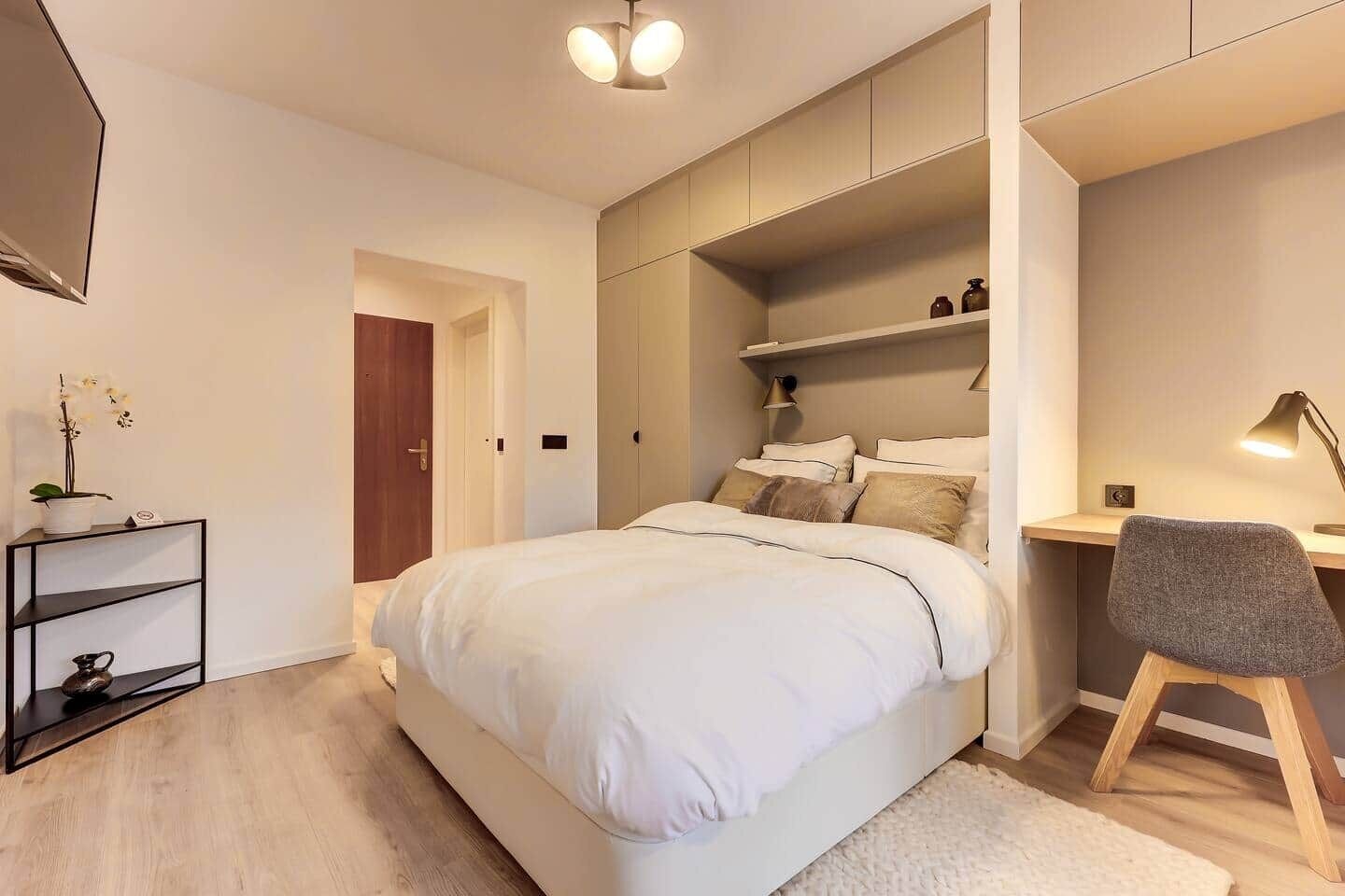 熨斗/熨衣板、WiFi、床单