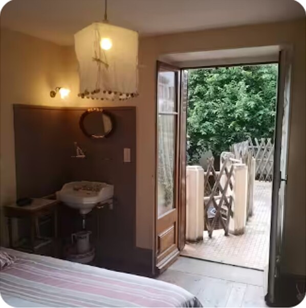 2 chambres, draps fournis