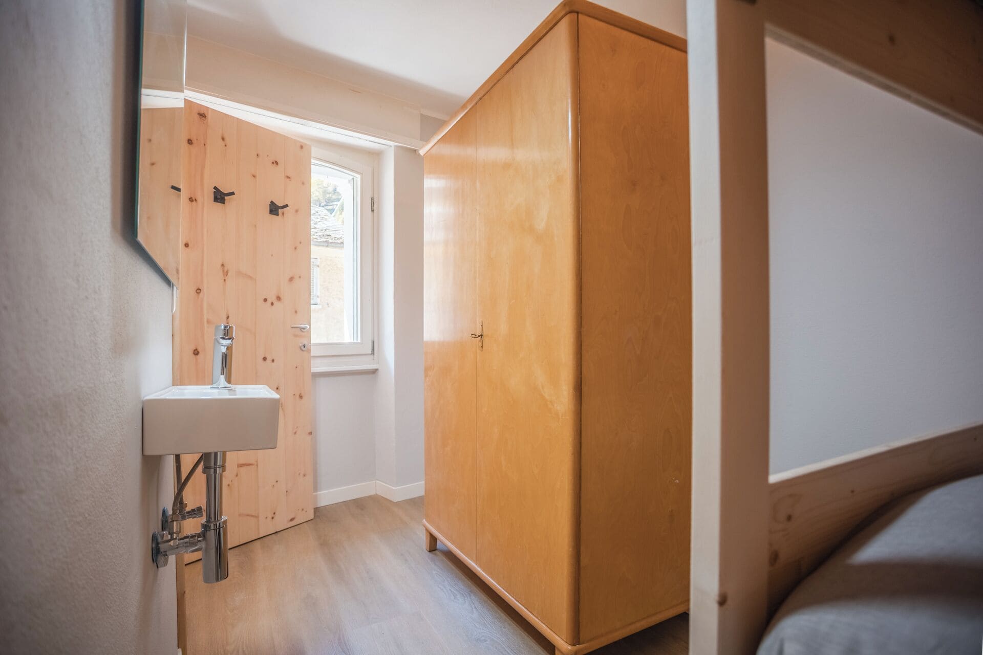 ダブルまたはツインルーム | WiFi (無料)