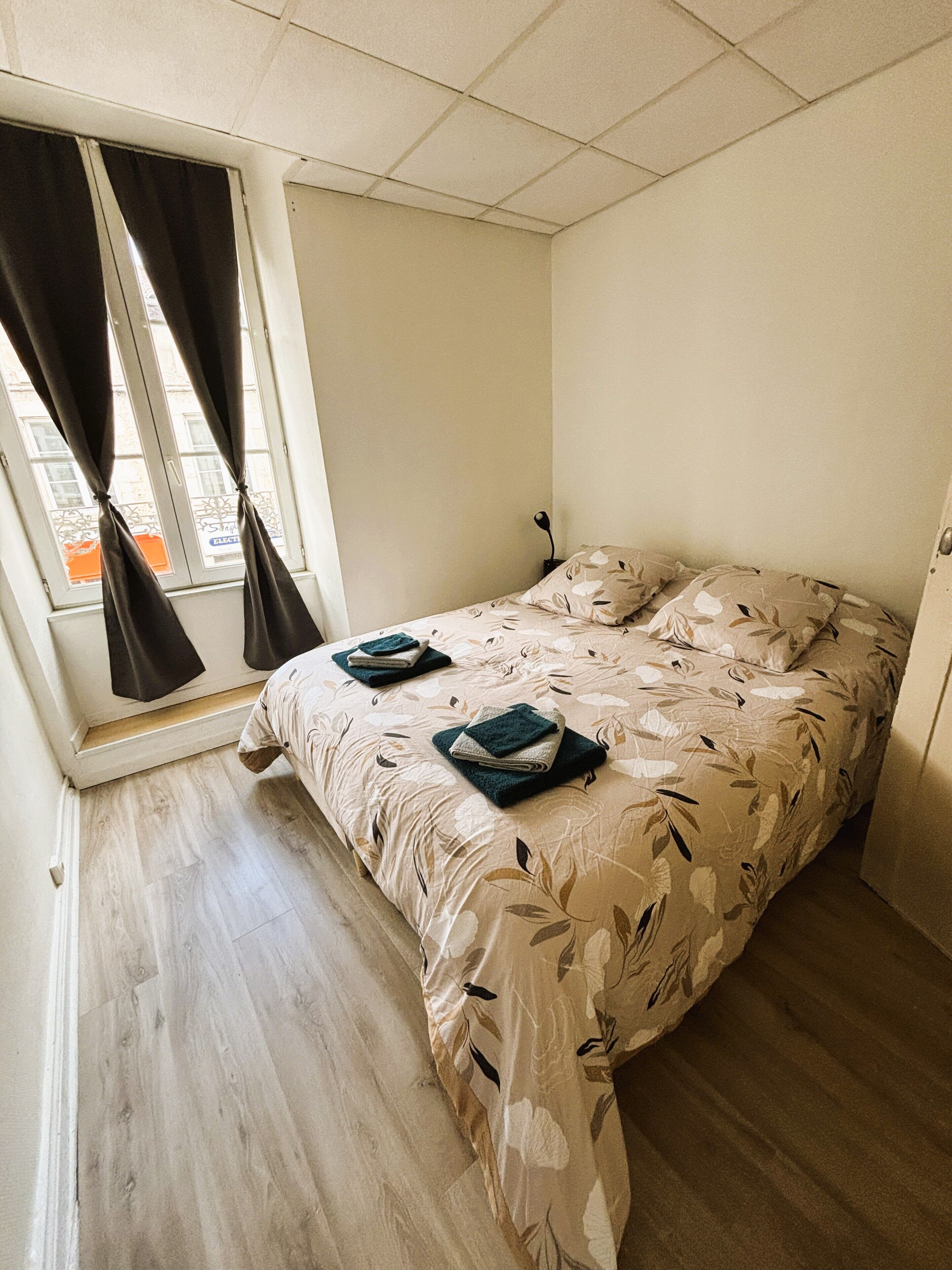 4 bedrooms, WiFi, bed sheets