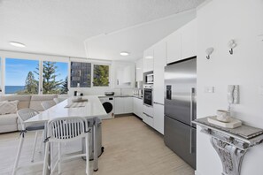 Superior Apartment, Ocean View | Private kitchen | Full-sized fridge, microwave, oven, dishwasher - Oceanfront Serenity At Main Beach (Main Beach)