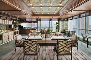 Executive lounge - Shangri-La Kunming (Kunming)