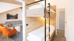 3 habitaciones, cuna de viaje y wifi gratis 