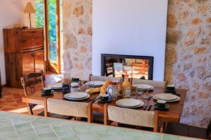 Dining - La Bergerie – Southern charm all year round (Tourrettes-sur-Loup)