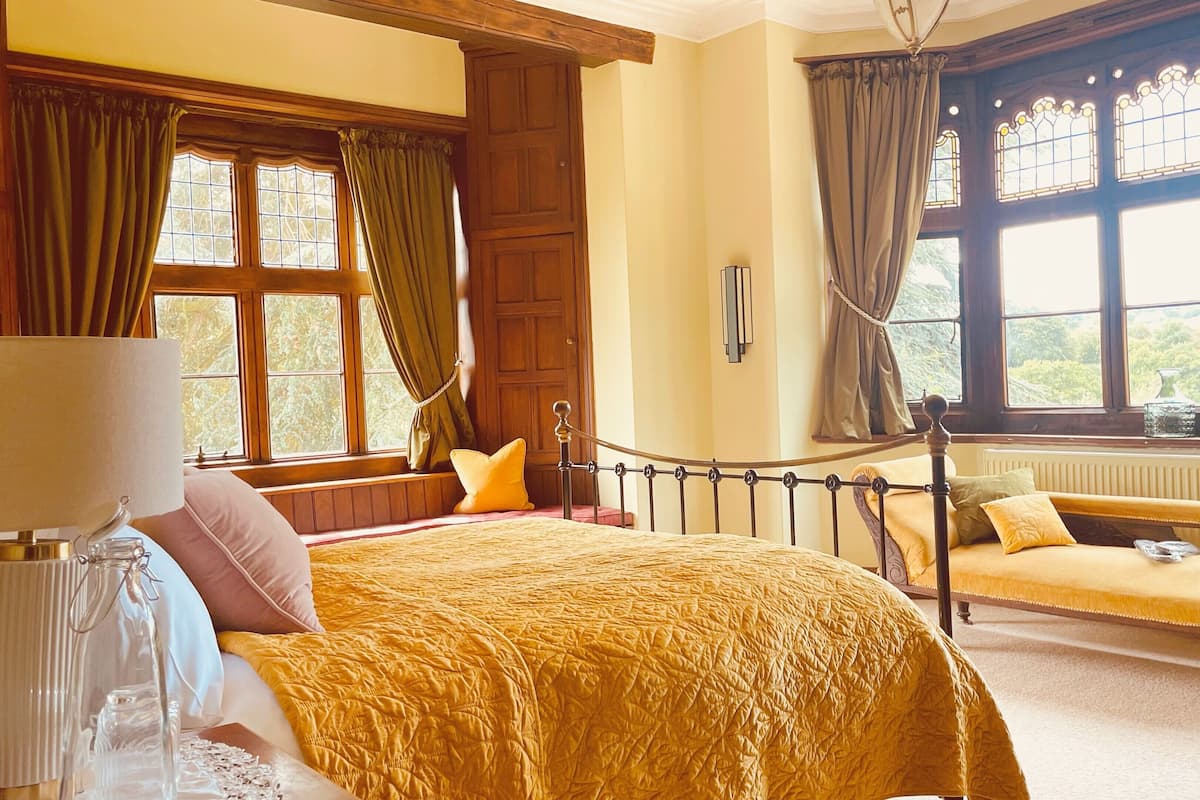 Suite, Ensuite (Warrender (+dressing room))