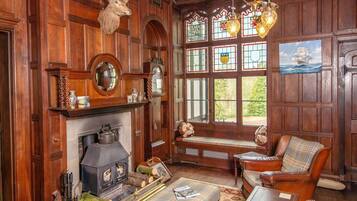 Individually decorated, individually furnished, iron/ironing board