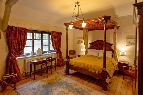 Habitación doble superior, 1 cama King size, baño privado (Le Moyne (Four Poster bed)) | Decoración personalizada y muebles diferentes