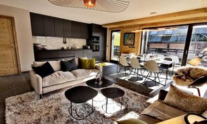 Living area - Apartment in Les Gets by Ski Slopes (Les Gets)
