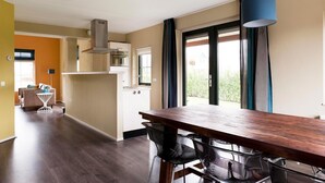 House | Dining - Detached House in Vlagtwedde With Sauna (Vlagtwedde)