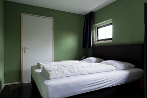 3 chambres, ameublement personnalisé