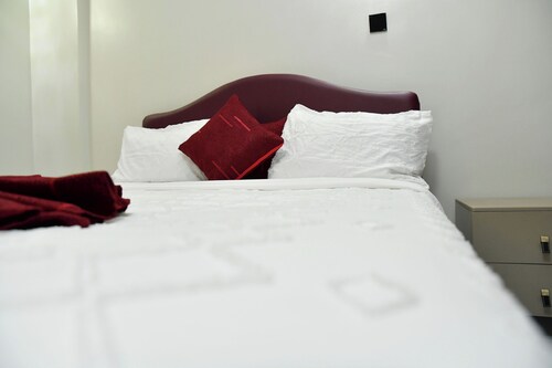 Araka Homes-Naka/Exquisite 2 Bedroom Apartment