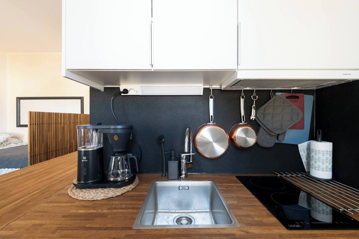 Huoneisto, kaupunkinäköala | Yksityinen keittiö | Täysikokoinen jääkaappi, mikroaaltouuni, uuni, liesi