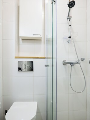 Apartment, City View | Bathroom | Shower, hair dryer, towels, soap - Beautiful Studio in Heart of Downtown (Turku)