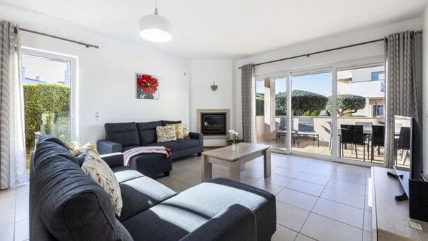 Living area - Apartments for 4 People (Lagos)