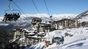 Snow and ski sports