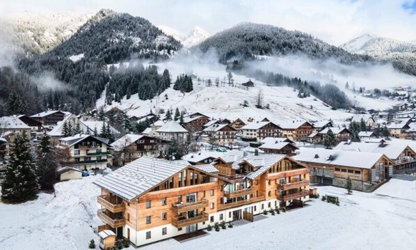 Exterior - Apartment in La Chapelle Near Ski Slopes (La Chapelle-d'Abondance)