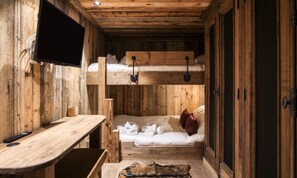 Room - Chalet in Le Raffort Near Olympe Lift (Les Allues)