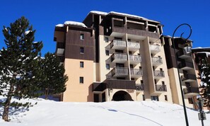 Exterior - Apartment in Fontanettes Near Ski Slopes (Les Belleville)