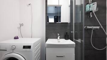 Apartment, City View | Bathroom