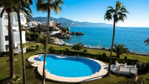 Unclassified image, 3 of 3, button - Apartment in Nerja Near Torrecilla Beach (Nerja)
