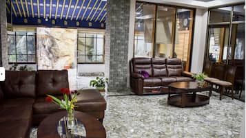 Mặt tiền nơi lưu trú