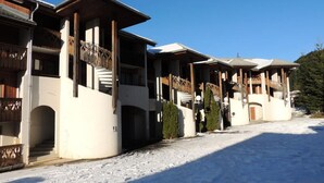 Unclassified image, 2 of 3, button - Apartment in Les Gets Near Mont Chery (Les Gets)