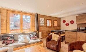 Fireplace - Chalet des Alpages No. 15 (La Plagne-Tarentaise)