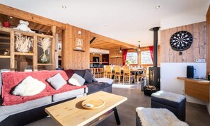 Living area - 6 Rooms for 12 People (Le Grand-Bornand)