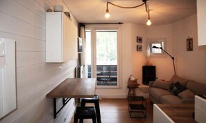 Living area - Apartment in Boussolenc With Ski Access (Les Orres)