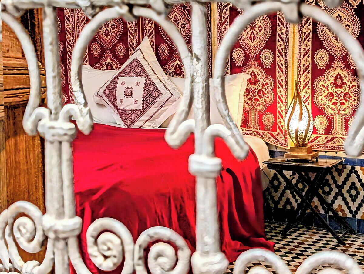 Classic Triple Room | Iron/ironing board, free WiFi