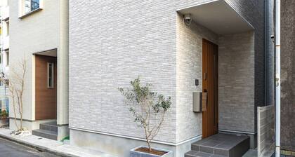 Near Shinjuku 3 stops