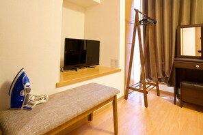 Interior - Iriya no Hoshi, up to 9 people, Just 2 minutes walk to Iriya station (Taito City)