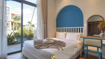 Deluxe Villa, 3 Bedrooms, Pool View | Desk, laptop workspace, free WiFi, bed sheets