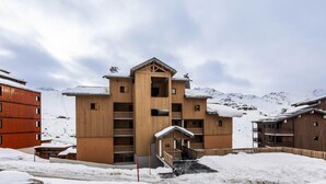 Exterior - Apartment Close to the Slopes (Les Belleville)