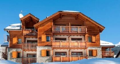 Apartment Bright Close to the Slopes Mountain View