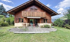 Exterior - Alpine Chalet in the Village, 100m From the Cable car (Les Allues)