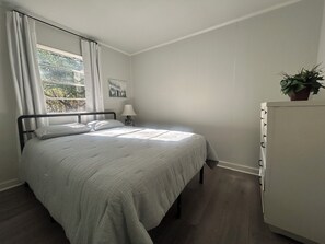 2 Schlafzimmer, Bügeleisen/Bügelbrett, Reisekinderbett, kostenloses WLAN