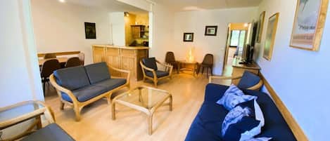 Apartment | Living area