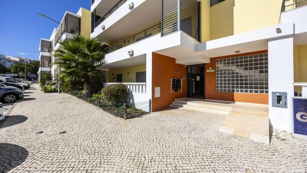Exterior - Apartments for 6 People (Lagos)