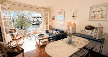 Houses & Villas for 6 People