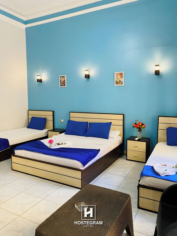 خزنة داخل الغرفة وواي فاي مجانًا