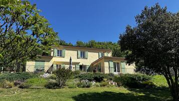 Overnatningsstedets facade